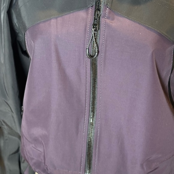 Theory Cropped Rain Jacket - Size S/P - Picture 4 of 12